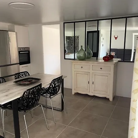 Les Flo Location アパート