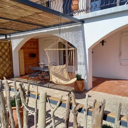 Les Flo Location Aigues-Mortes