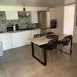 Les Flo Location Lägenhet