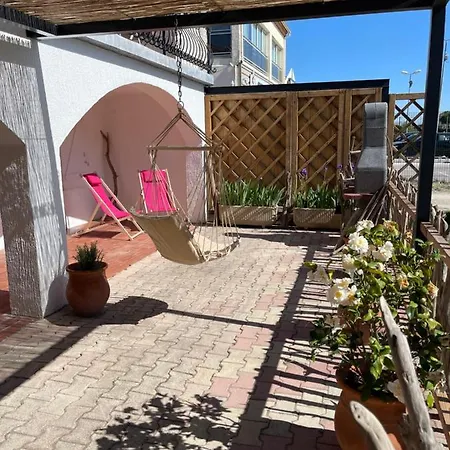 Lejlighed Les Flo Location Aigues-Mortes